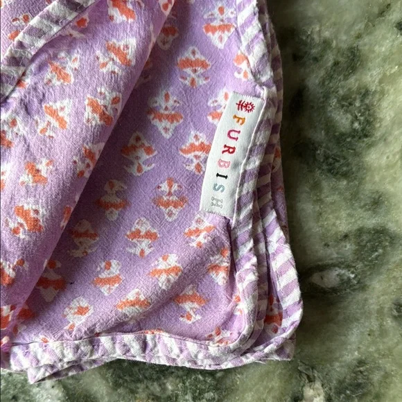 Furbish scalloped edge napkins — set of 10 - Picture 3 of 5